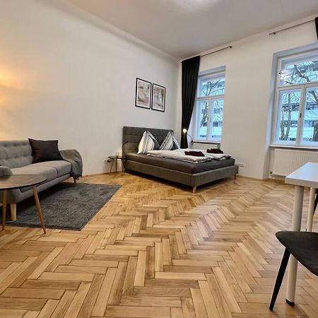 Little Cozy Residence - Enjoy Viennas Spring Season Extérieur photo