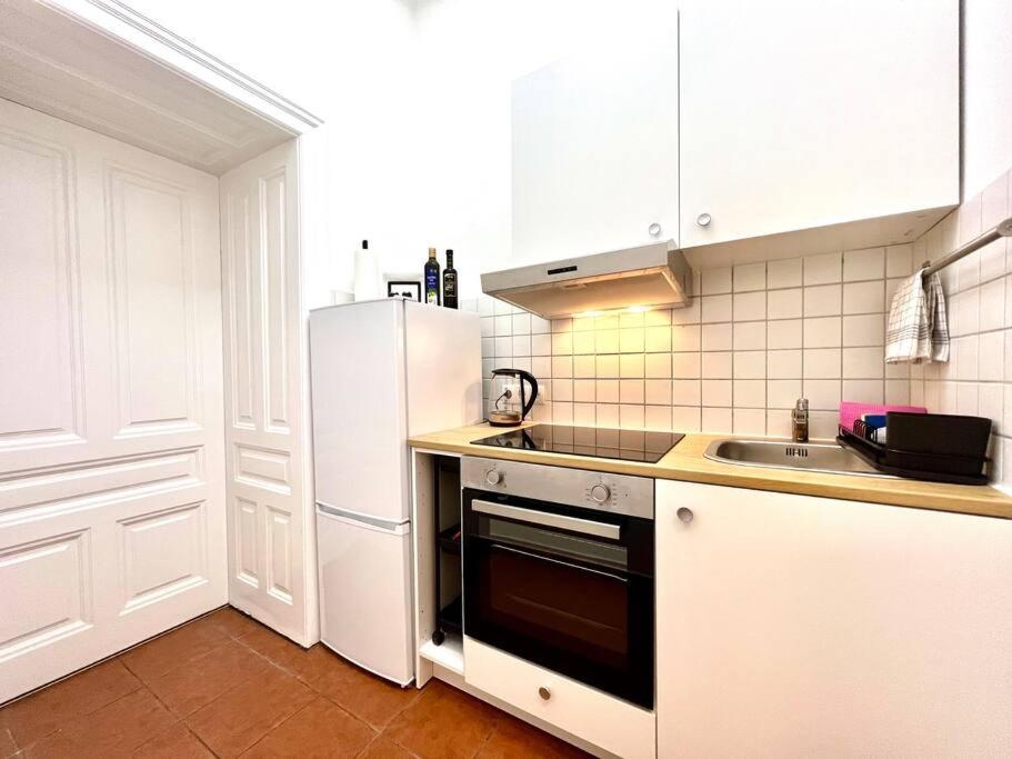 Little Cozy Residence - Enjoy Viennas Summer Season Extérieur photo